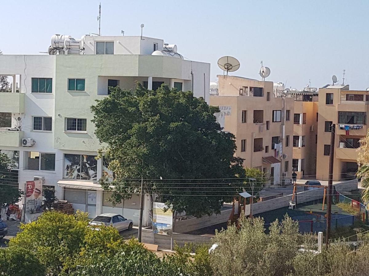 Kerynia Apartments Paphos Bagian luar foto
